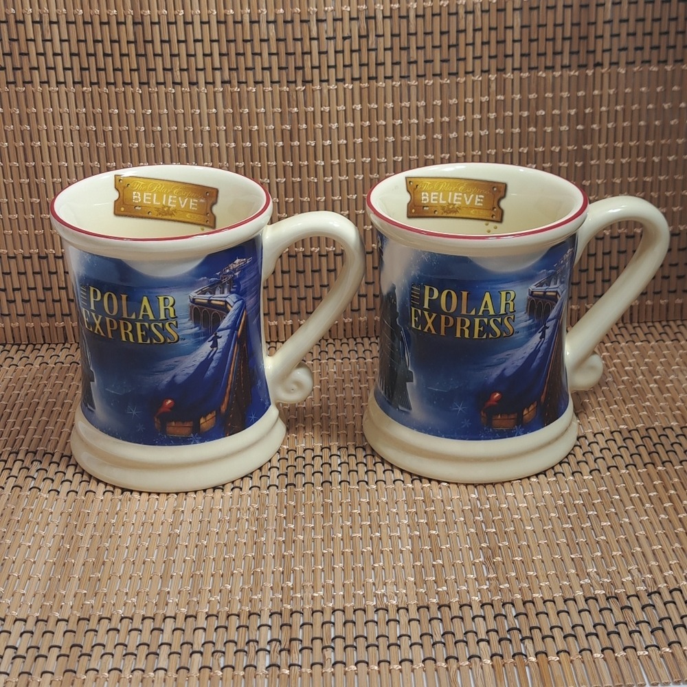 Warner Bros.The Polar Express Set of 2 3D Coffee,Tea,Chocolate Mug Blue‎ & Ivory